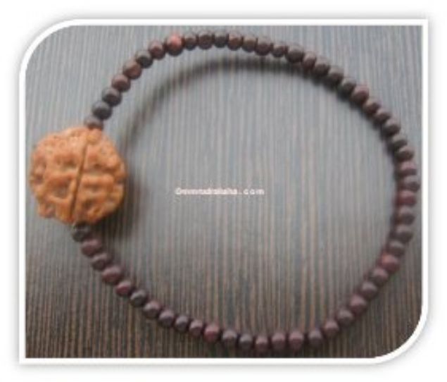3-mukhi-rudraksha-bracelet