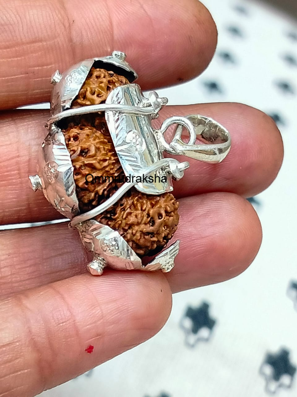 Ultra Rare Trijuti Rudraksha Brahma Vishnu Mahesh Trinity Bead 925 Silver Capping