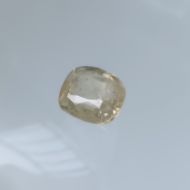 Yellow Sapphire - 5.77 carats