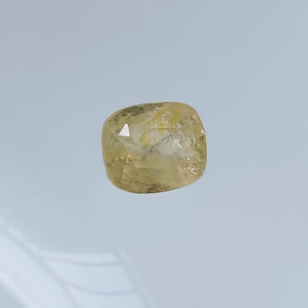 Yellow Sapphire - 9.28 carats