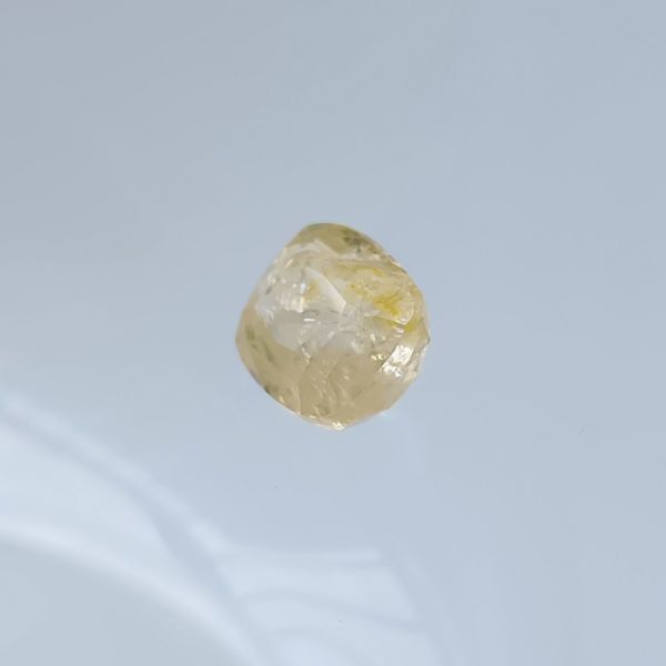 Yellow Sapphire - 9.28 carats