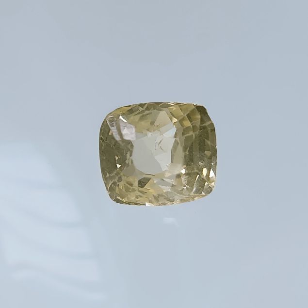 Yellow Sapphire - 3.046 carats