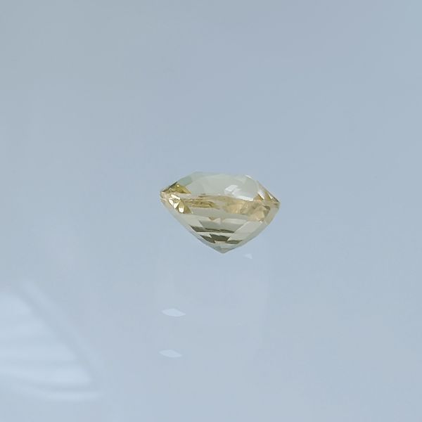 Yellow Sapphire - 3.046 carats