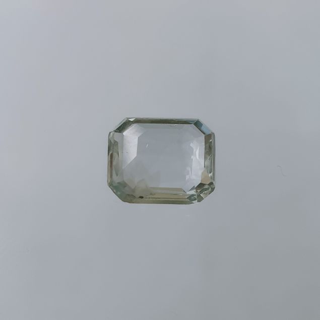 White Sapphire 4.15 carat 