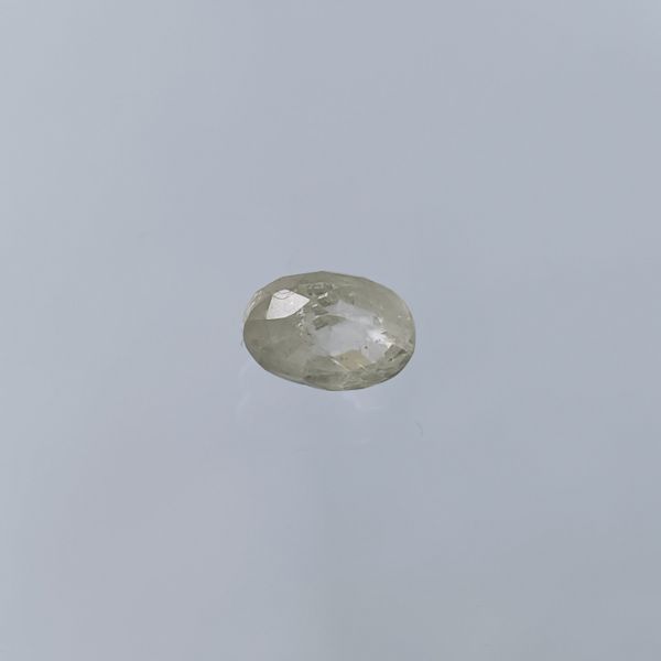 White Sapphire 2.65 carat 