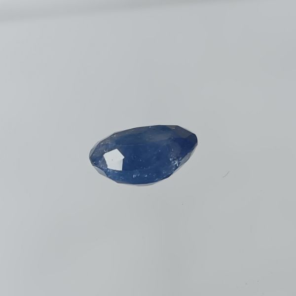 Blue Sapphire 2.90 carats 