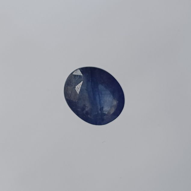 Blue Sapphire 2.4 carats 