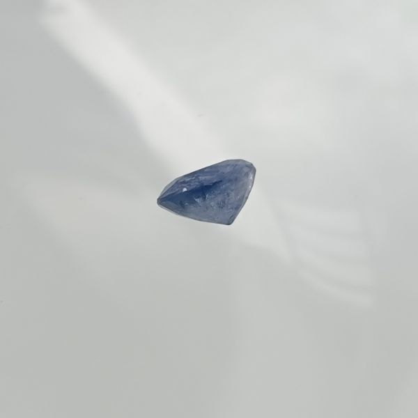 Blue Sapphire 1.8 carats 