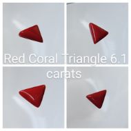 Red Coral Triangle 6.1 carats 