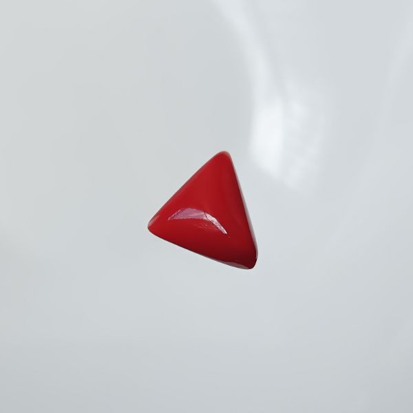 Red Coral Triangle 4.1 carats 