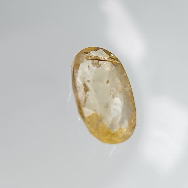 Yellow Sapphire - 2.58 carats