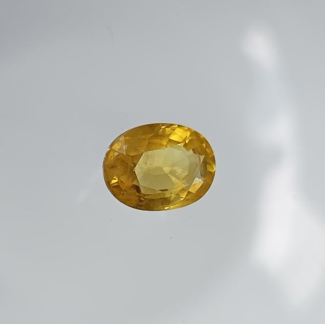 Yellow Sapphire - 1.93 carats