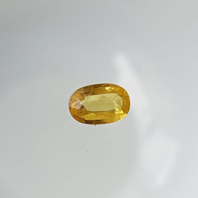 Yellow Sapphire - 1.55 carats