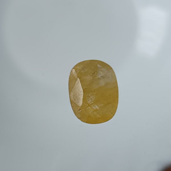 Yellow Sapphire - 4.44 carats