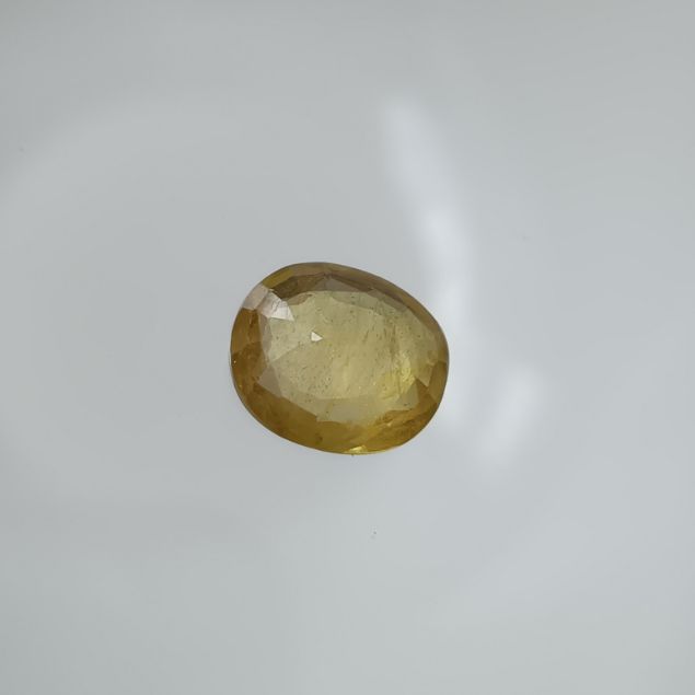 Yellow Sapphire 4.81 carats Bangkok