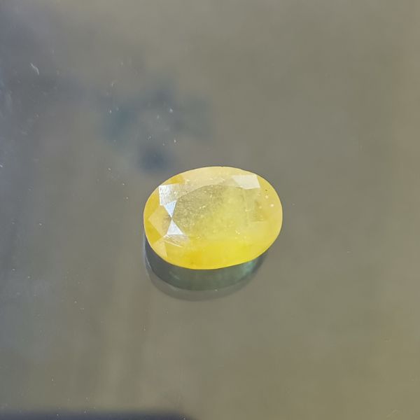 Yellow Sapphire 6.02 carats Bangkok