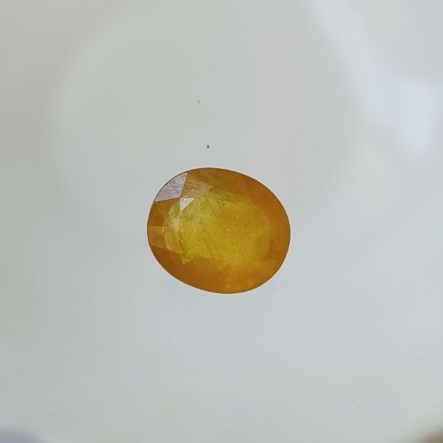 Yellow Sapphire 6.14 carats Bangkok