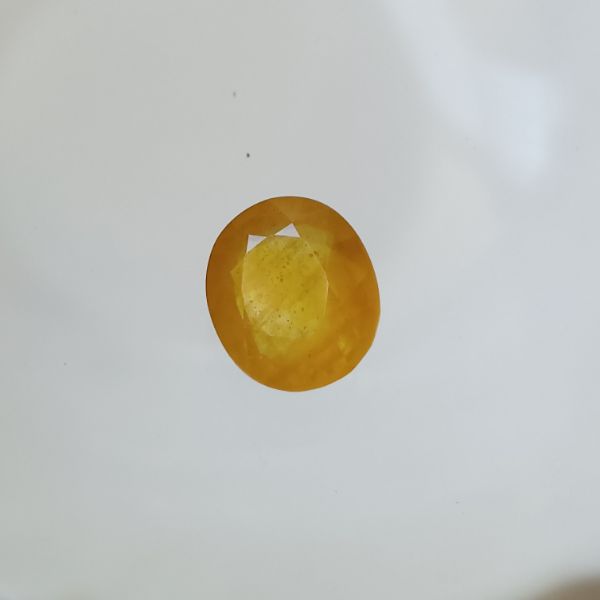 Yellow Sapphire 6.14 carats Bangkok