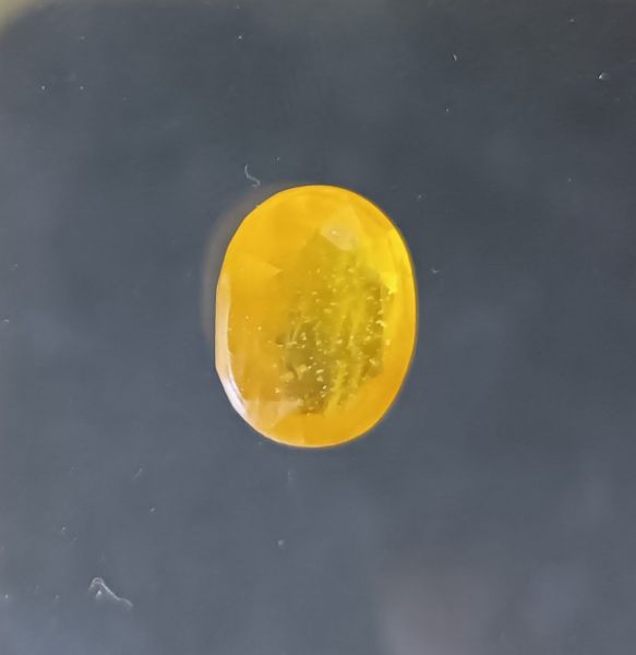 Yellow Sapphire 6.14 carats Bangkok