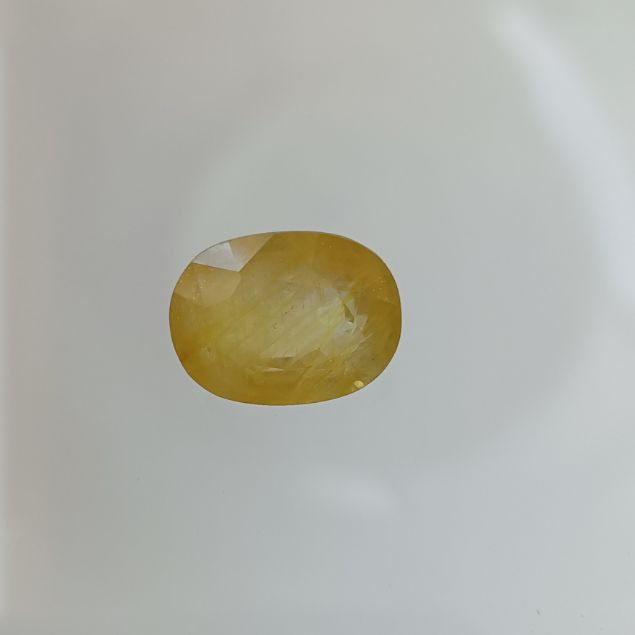 Yellow Sapphire 6.95 carats Bangkok