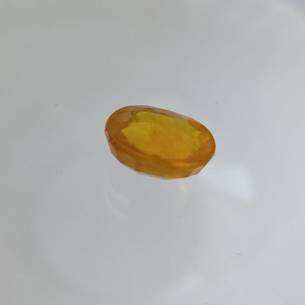 Yellow Sapphire 7.73 carats Bangkok 