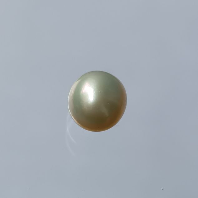 Fresh water Pearl 2.46 carats 