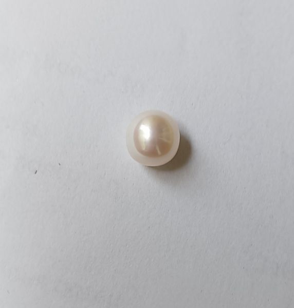 Picture of Fresh water Pearl 2.96 carats