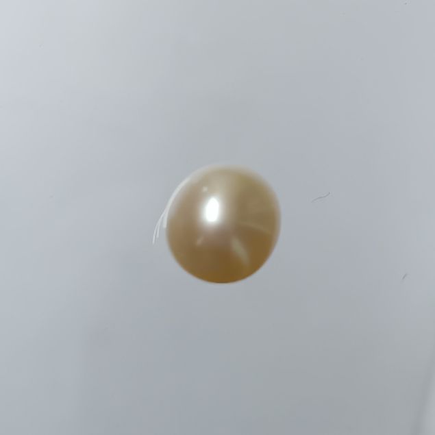 Fresh water Pearl 3.0 carats