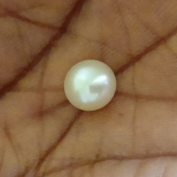 South Sea Pearl 3.2 carats 