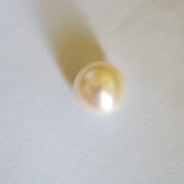 South Sea Pearl 3.26 carats 