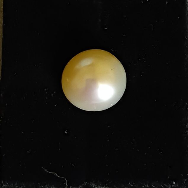 South Sea Pearl 3.71 carats