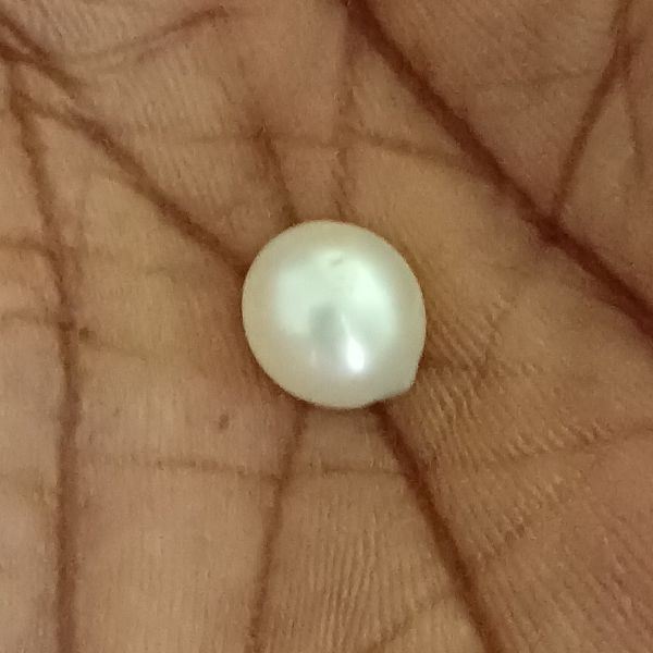 South Sea Pearl 3.76 carats