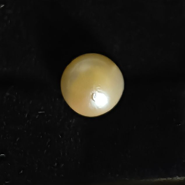 South Sea Pearl 3.81 carats 