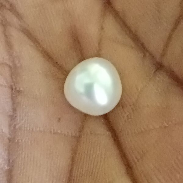 South Sea Pearl 4.24 carats