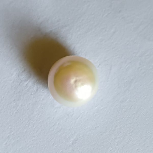 South Sea Pearl 4.32 carats 