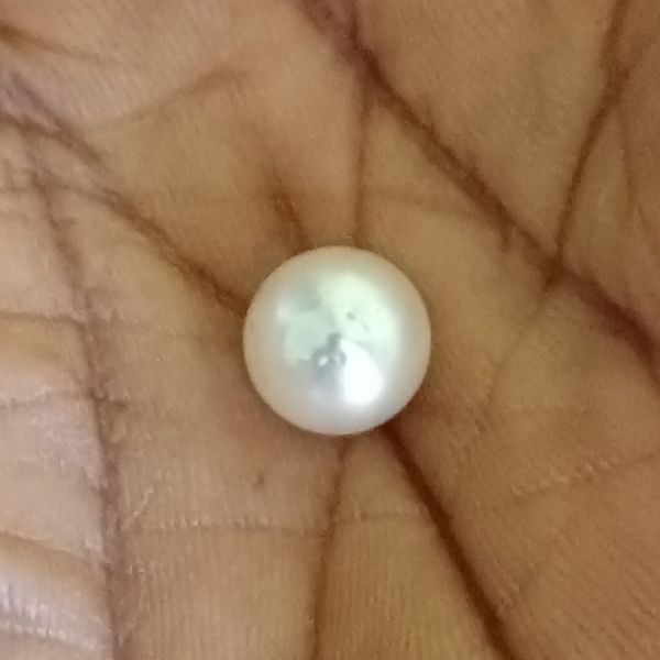 South Sea Pearl 4.34 carats