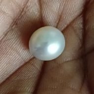 South Sea Pearl 5.54 carats 