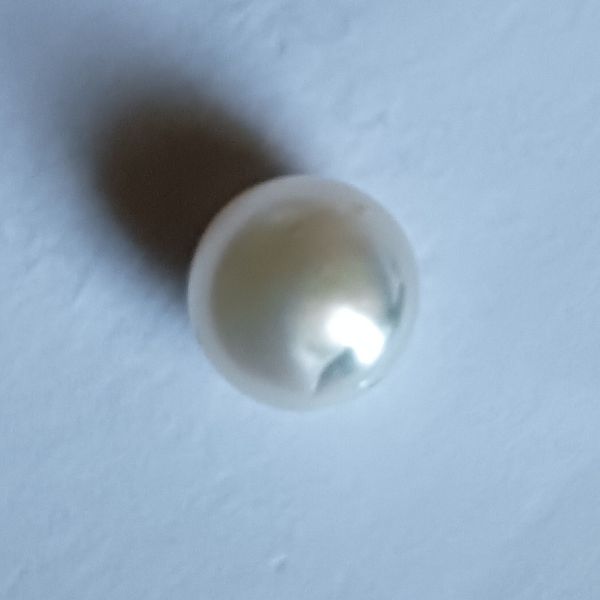 South Sea Pearl 5.76 carats