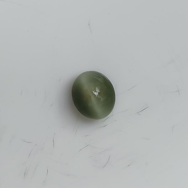 Cats Eye 5.77 Carats - Quartz 