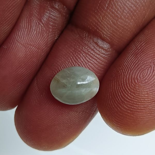 Cats Eye 2.77 Carats - Crysoberly 