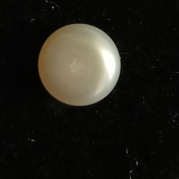 Fresh water Pearl 3.4 carats
