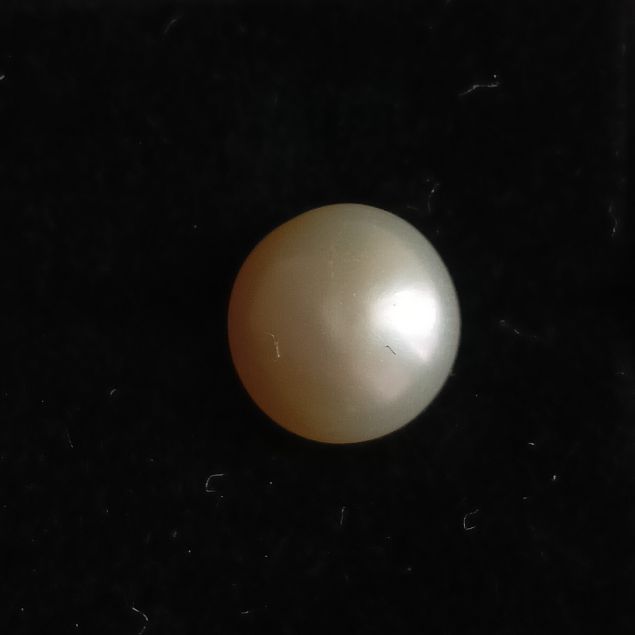 Fresh water Pearl 3.56 carats