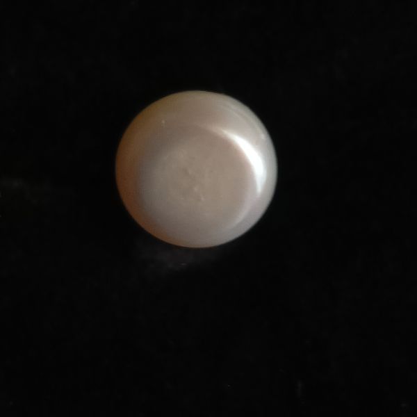 Fresh water Pearl 3.57 carats 