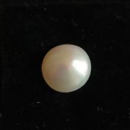 Fresh water Pearl 4.1 carats 