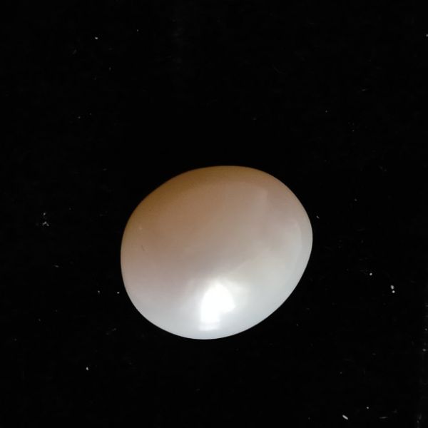 Fresh water Pearl 5.17 carats 