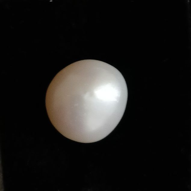 Fresh water Pearl 6.11 carats 