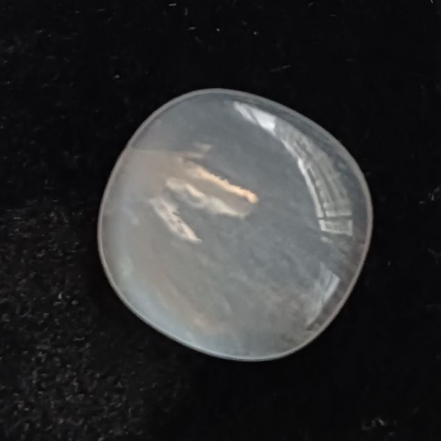Moonstone Srilankan blue 5.33 Carats