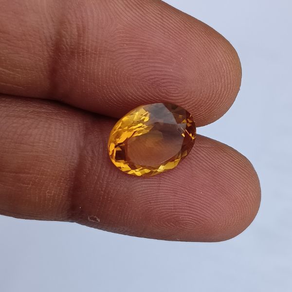 Yellow Citrine 3.9 Carats