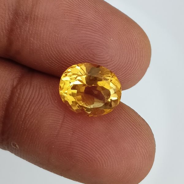 Yellow Citrine 4.2 Carats