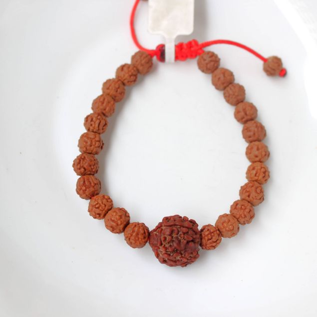 Enhanced Intelligence bracelet ( right hand) 4 mukhi